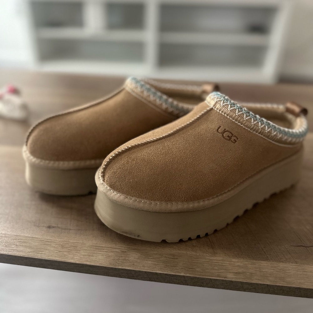 UGG Tan Slippers with Blue Trim